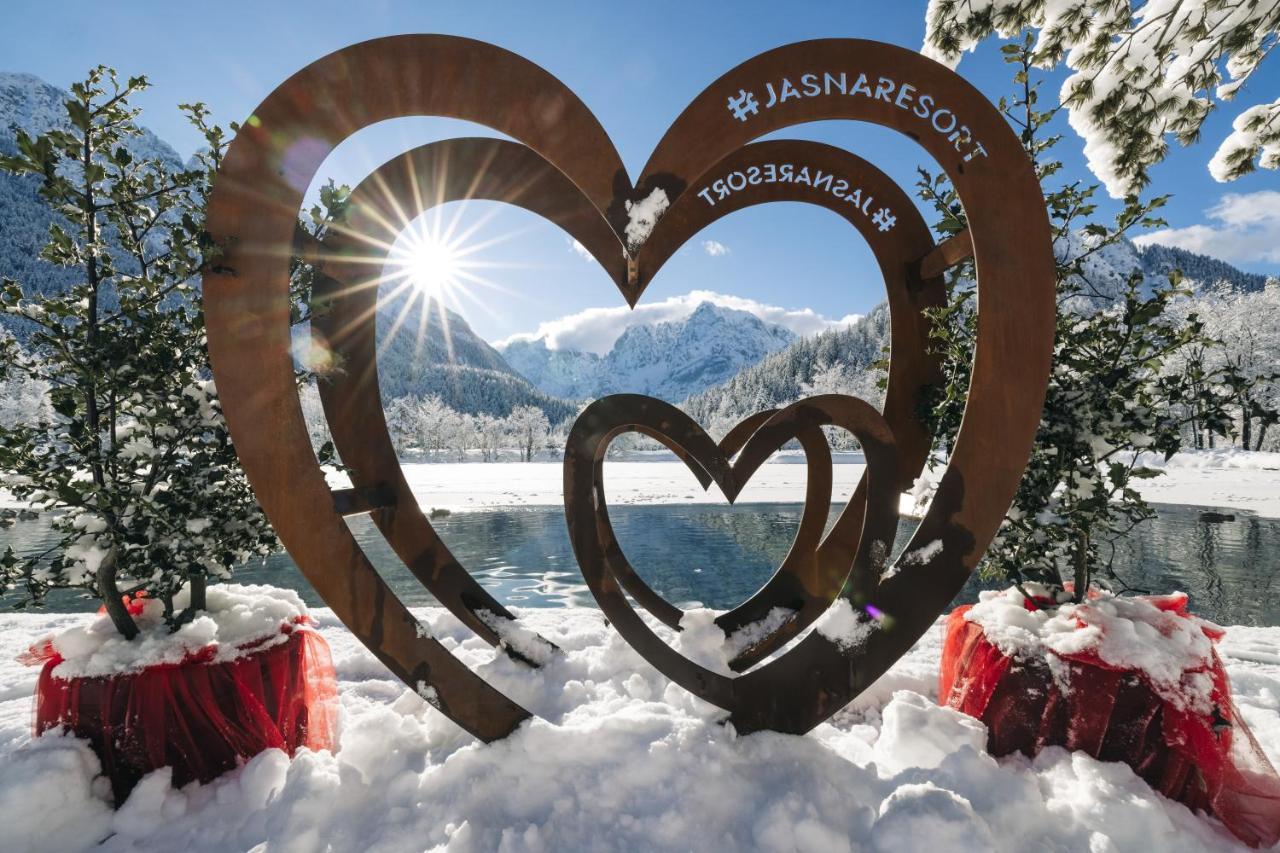 Jasna Chalet Resort ครานสกา โกรา ภายนอก รูปภาพ