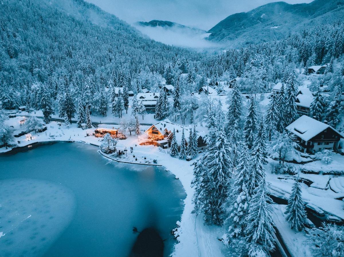 Jasna Chalet Resort ครานสกา โกรา ภายนอก รูปภาพ