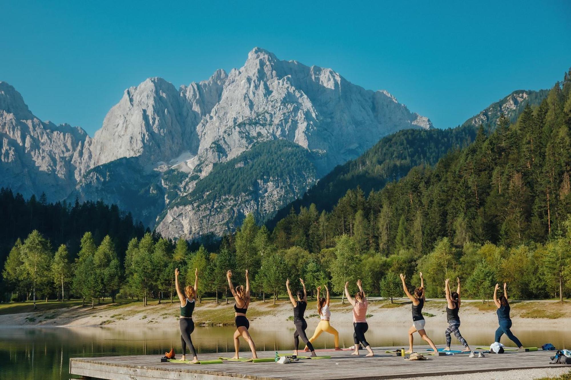 Jasna Chalet Resort ครานสกา โกรา ภายนอก รูปภาพ