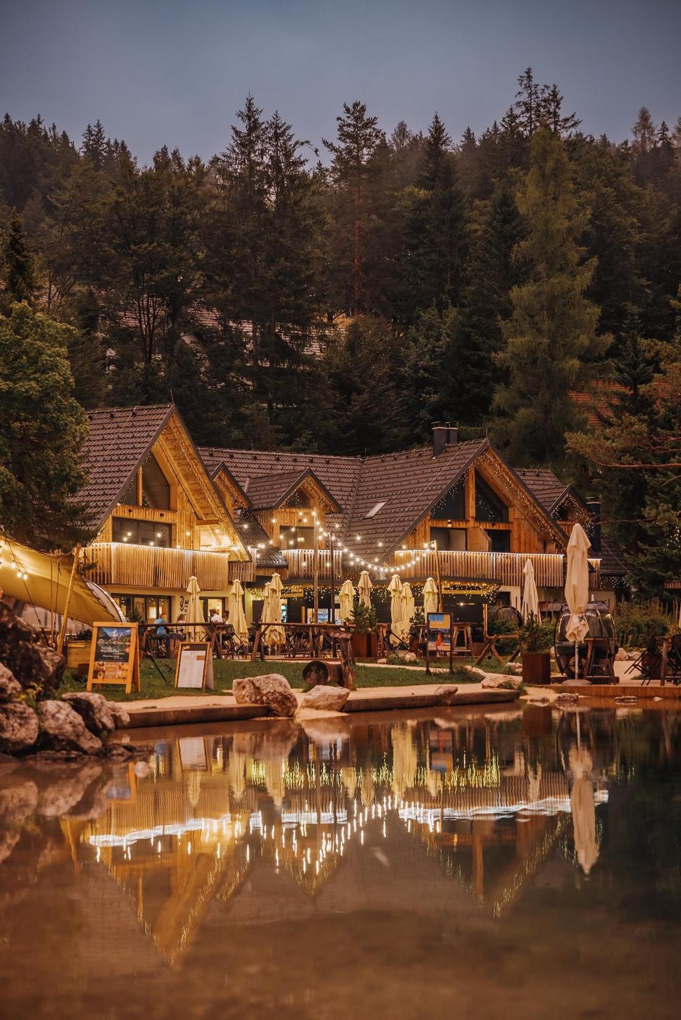 Jasna Chalet Resort ครานสกา โกรา ภายนอก รูปภาพ